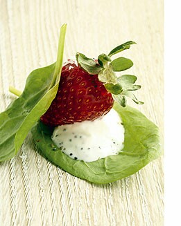 BOCADO DE QUESO DE AROMÁTICO Y FRESAS