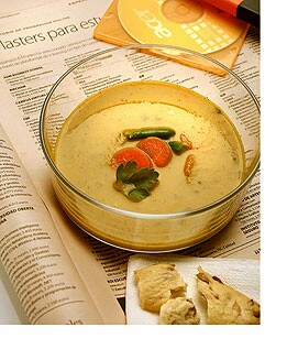 SOPA DE ZANAHORIA CON CILANTRO