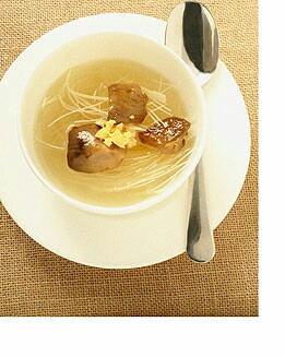 SOPA DE FIDEOS CHINOS CON SETAS