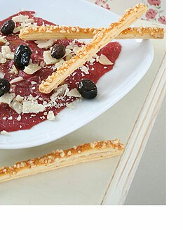CARPACCIO DE BUEY CON PARMESANO