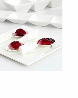FRUTOS ROJOS EN GELATINA DE SAKE