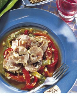 ENSALADA DE PIMIENTOS ROJOS Y VERDES