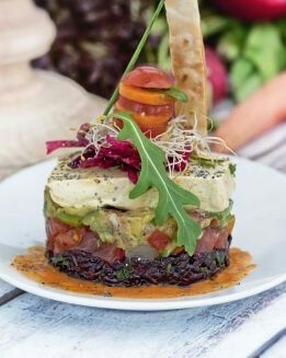 PIPIRRANA CON SALMOREJO