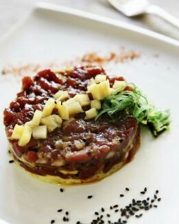TARTAR DE ATÚN CON PIÑA
