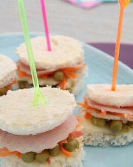 SÁNDWICH CON GUISANTES