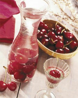 LICOR DE CEREZAS