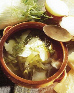 SOPA DE CEBOLLA Y TOMILLO