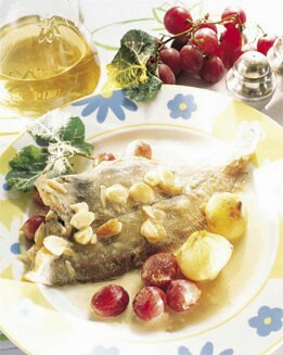 GALLOS ASADOS CON UVAS
