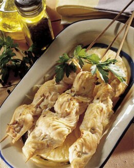 BROCHETAS DE PAVO Y PIÑA CARAMELIZADA