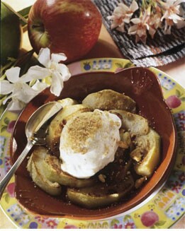 MANZANAS ASADAS CON HELADO