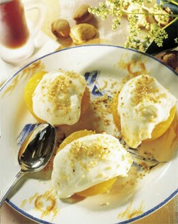 MELOCOTONES RELLENOS DE QUESO FRESCO