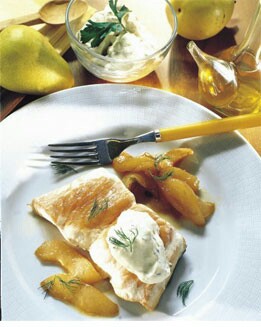 SALMÓN CON PERAS CONFITADAS