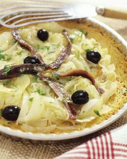 TARTALETAS DE ANCHOAS, CEBOLLAS Y ACEITUNAS NEGRAS