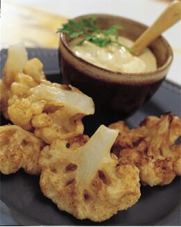 COLIFOR REBOZADA CON SALSA DE CURRY