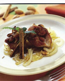 CRUJIENTES DE POLLO Y ALMENDRAS