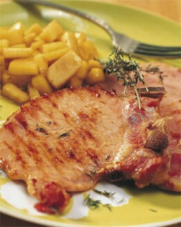 CHULETAS DE LOMO DE SAJONIA CON MANZANAS ESTOFADAS