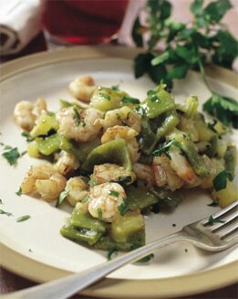 PATATAS GUISADAS CON JUDÍAS VERDES Y GAMBAS