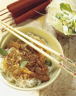 ENSALADA TEMPLADA DE FIDEOS CHINOS