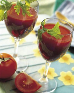 BATIDO DE TOMATE Y ALBAHACA