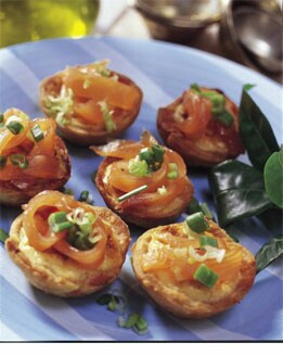 MINI TARTALETAS DE SALMÓN AHUMADOS