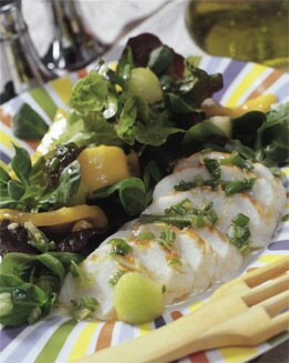 ENSALADA DE LANGOSTA CON FRUTAS A LA PIMIENTA ROSA