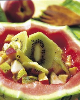 ENSALADA DE FRUTAS EN SALSA DE SANDÍA