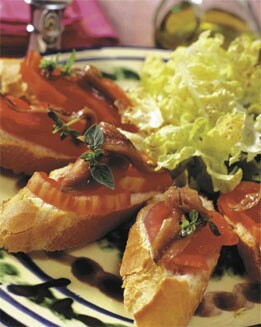 ENSALADA DE ANCHOAS Y TOMATE