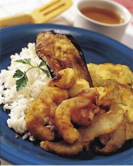 ARROZ BLANCO CON TEMPURA DE PESCADO Y VERDURAS