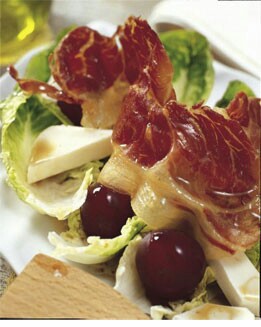 ENSALADA DE IBÉRICOS Y QUESO DE CABRA