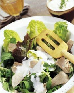 ATÚN AL VAPOR CON SALSA DE YOGUR