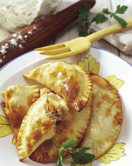 ENPANADILLAS DE AVE AL CURRY