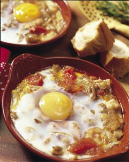 CAZUELA DE SETAS, GAMBAS Y HUEVOS