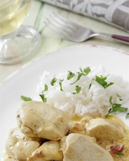 GUISO DE AVE AL CURRY (RÁPIDA)