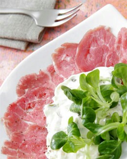 CARPACCIO CON SALSA TÁRTARA