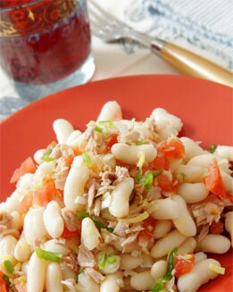 ENSALADA DE JUDÍAS BLANCAS CON ATÚN