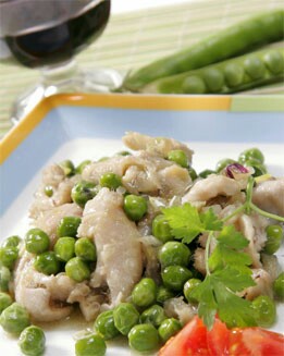 MANITAS DE CORDERO CON GUISANTES