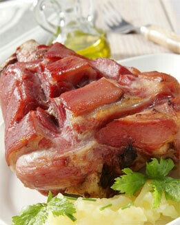 CODILLO ASADO CON MANZANA