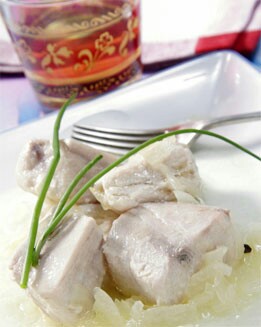 ATÚN ENCEBOLLADO