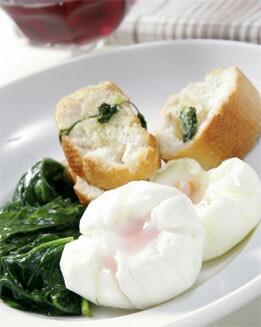 HUEVOS ESCALFADOS CON VERDURAS