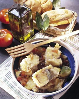 BACALAO CON PASAS