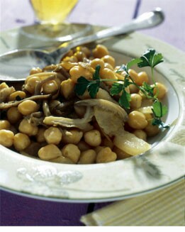 SETAS ESTOFADAS CON GARBANZOS