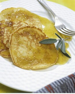 TORTITAS CON SALSA DE CIRUELA
