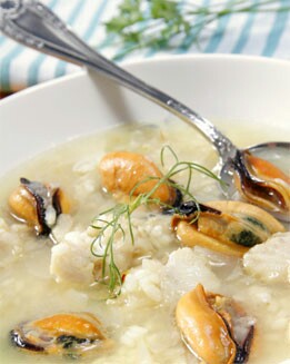 SOPA DE PESCADO CON ARROZ