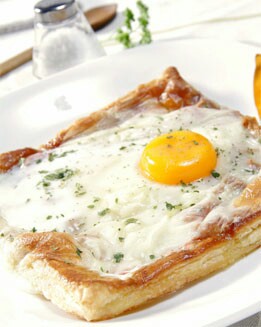PIZZA DE HUEVOS