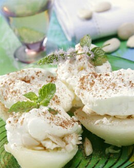 POSTRE DE PERAS CON MOUSSE DE QUESO