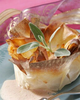 PASTEL DE MARISCO CON SALSA DE GAMBAS