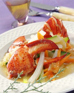 BOGAVANTE CON SALSA DE MOSCATEL