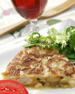TORTILLA DE VERDURAS Y MERLUZA