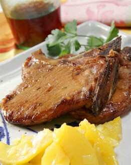 CHULETAS DE CERDO CON COSTRA AL HORNO