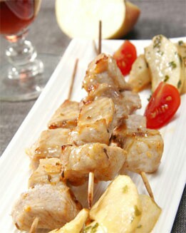 BROCHETAS DE CERDO ADOBADO